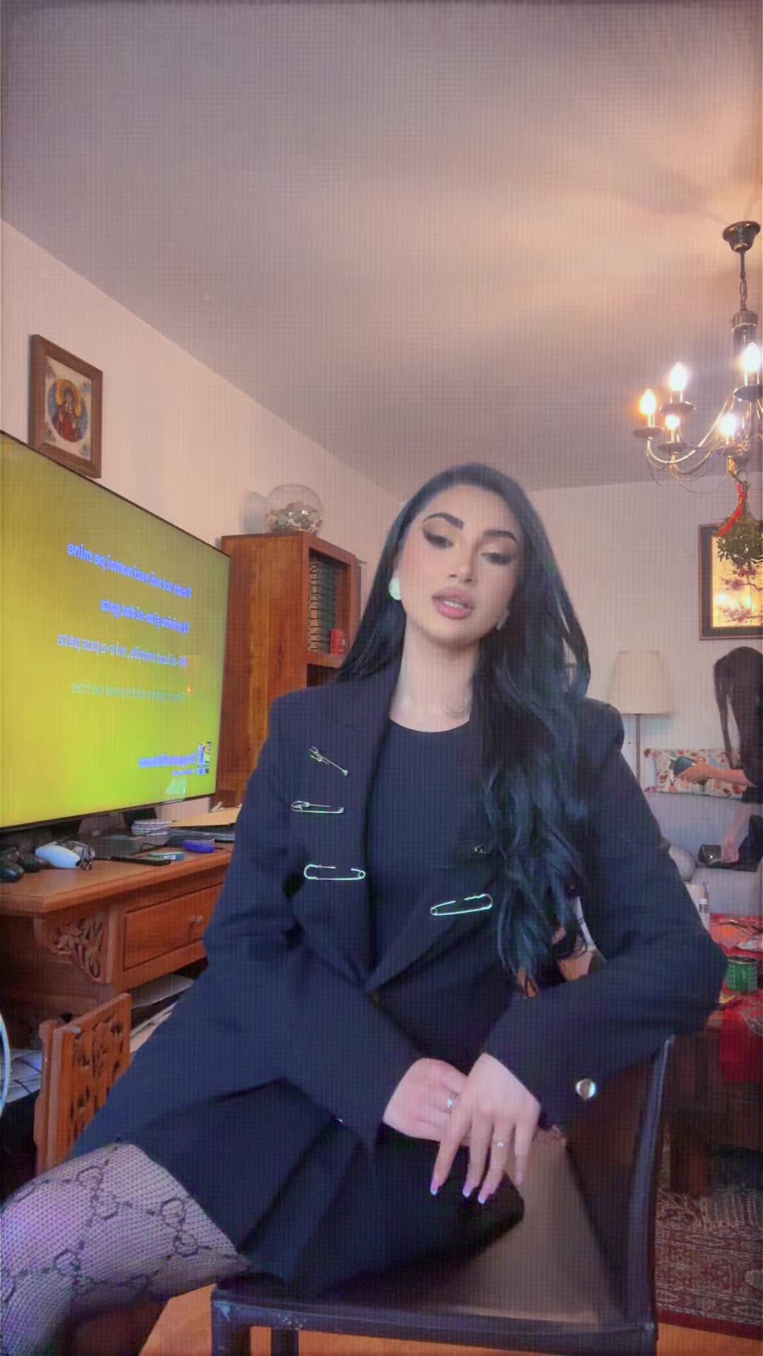 @Karmen