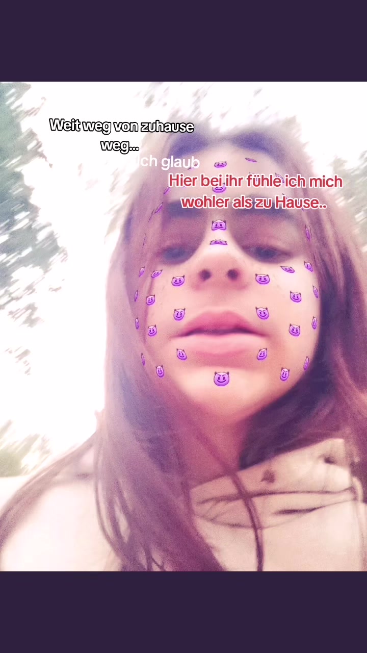@Leonie17
