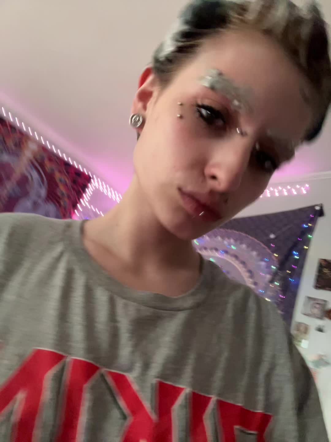 @delilah ๐๐