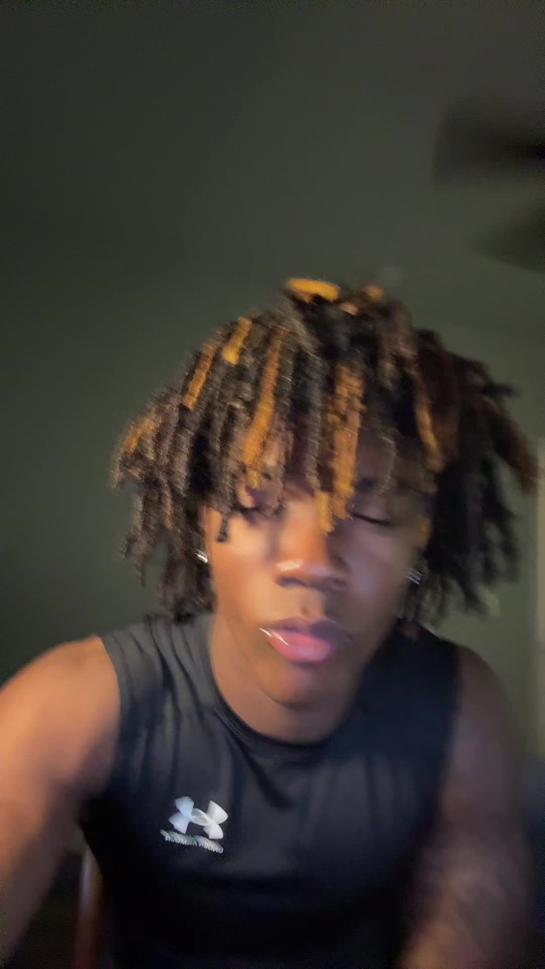@🤫