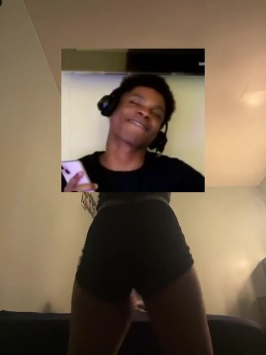 @👀