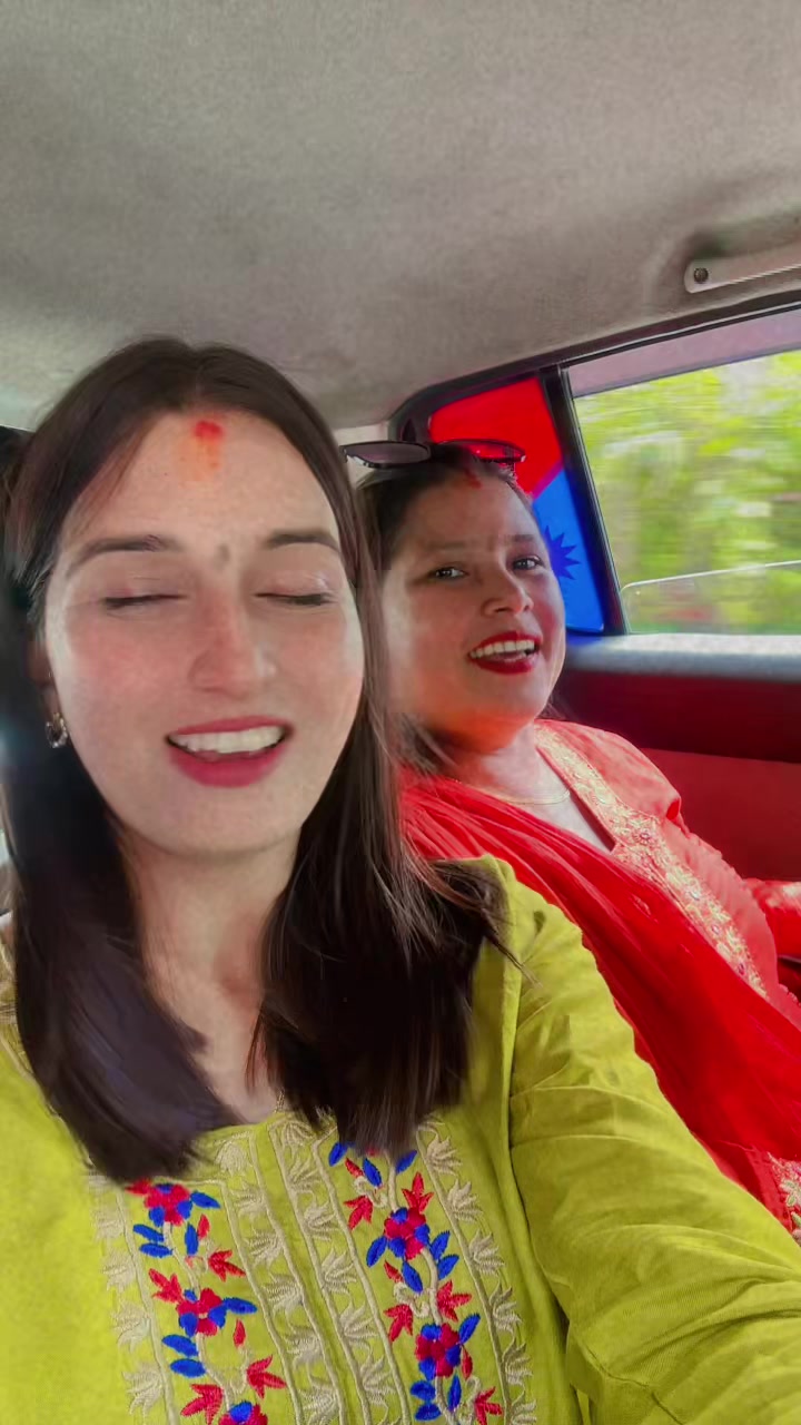 @Ambika🧿