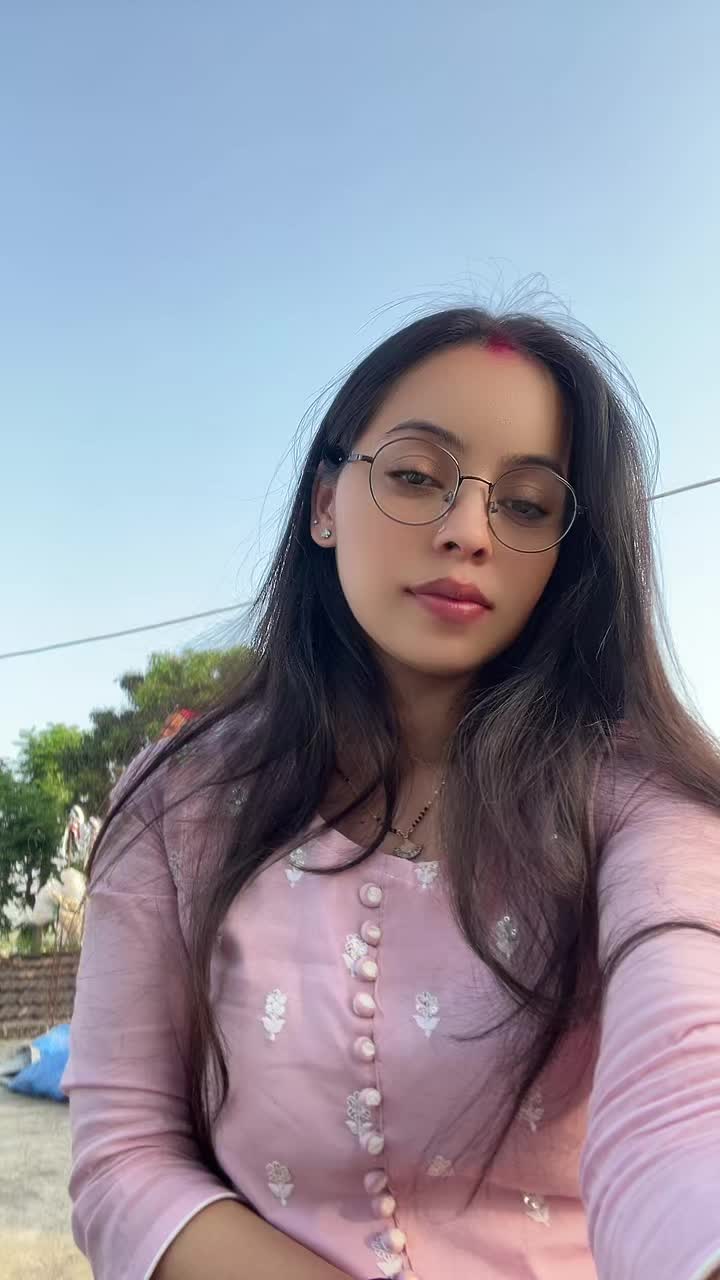 @Neha🦋