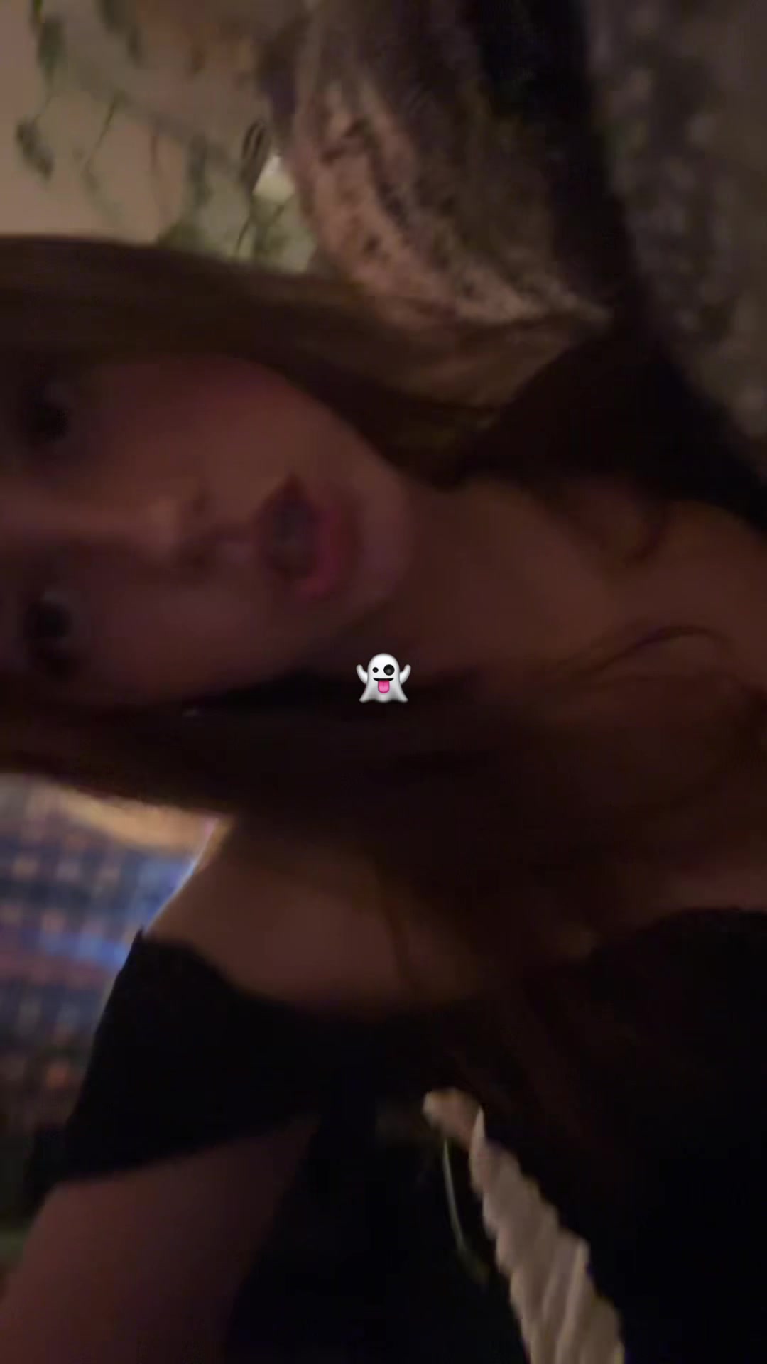 @naomi