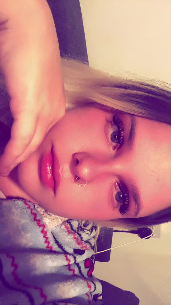 @Amielouise18