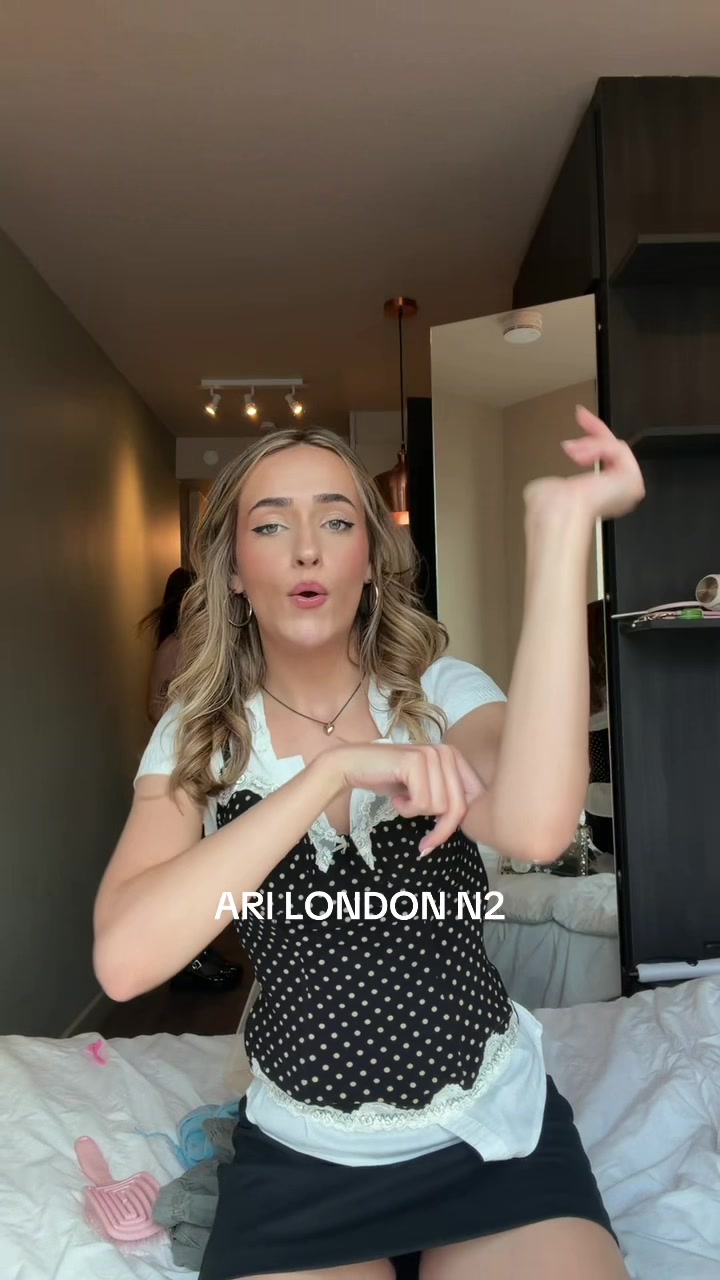 @KelseySarah