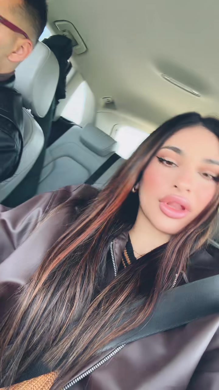 @Anna Alexa