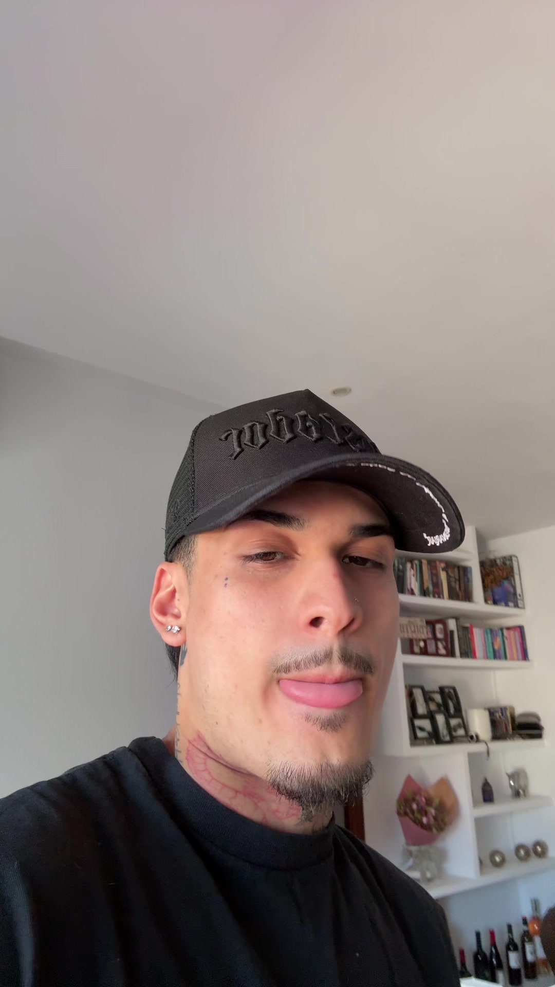 @🥀