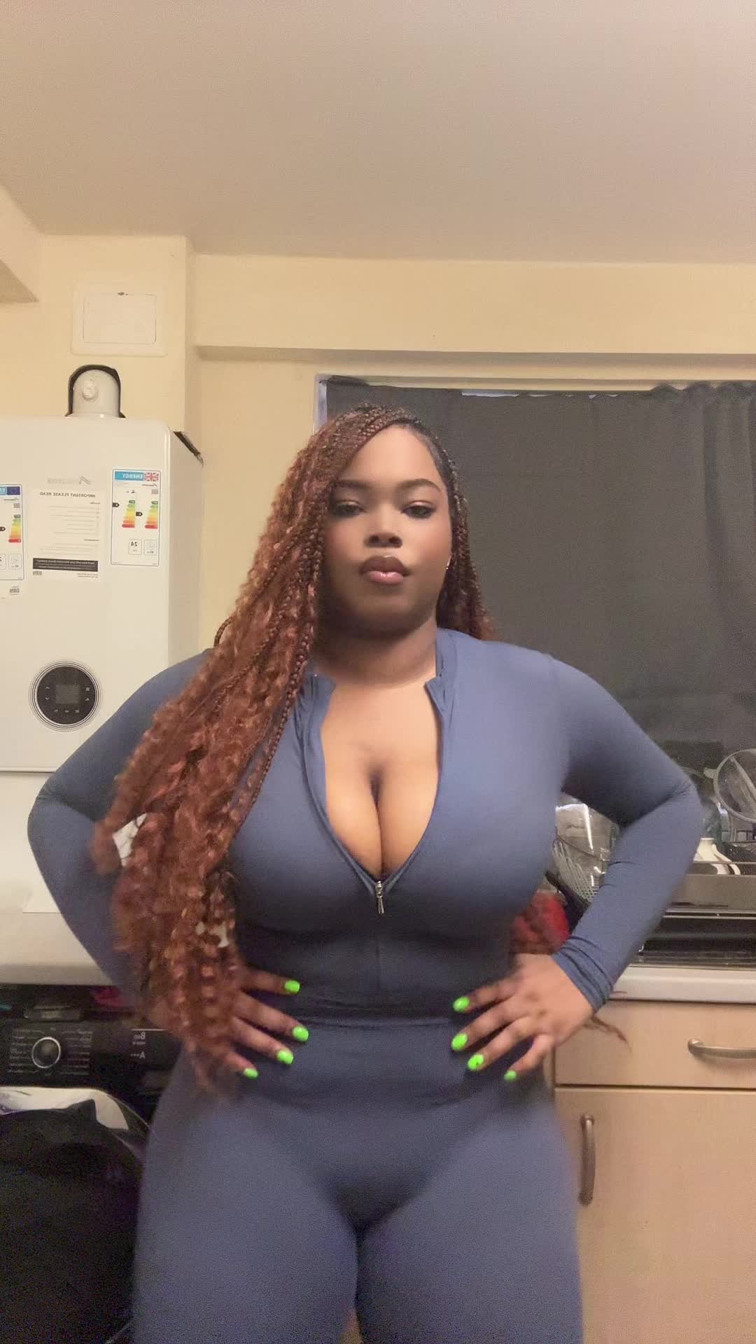 @BEYONCÉ🩷