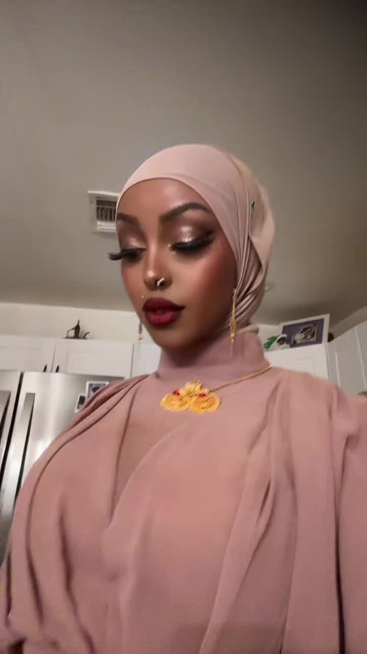 @👑