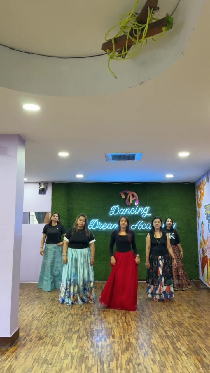@🦋RABINA🧿🦋