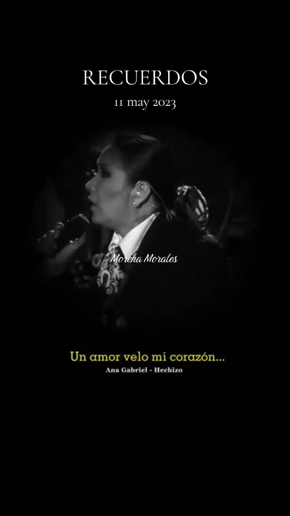 @Morena Morales