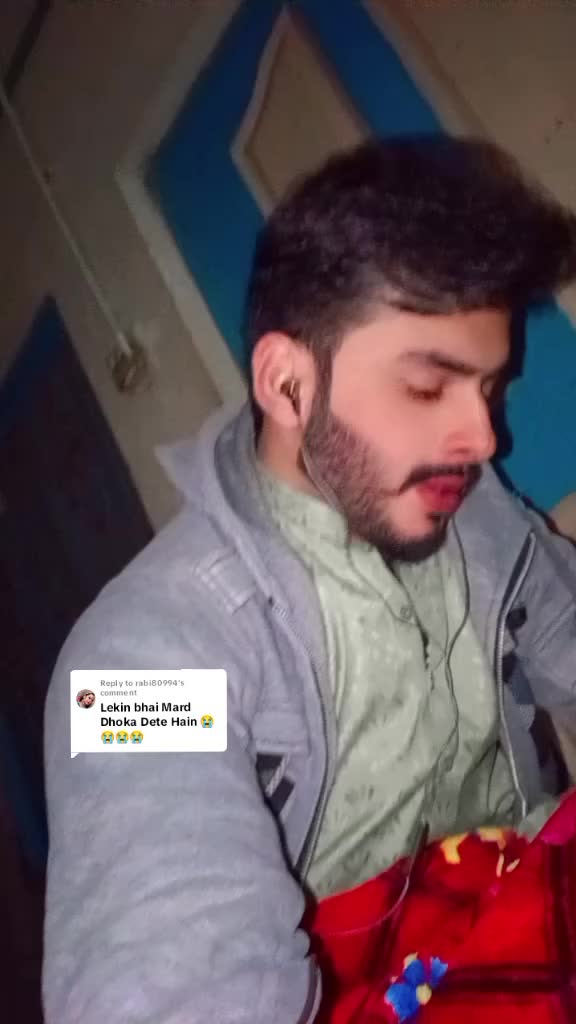 @saraki apni maa ka Shahzada 😘