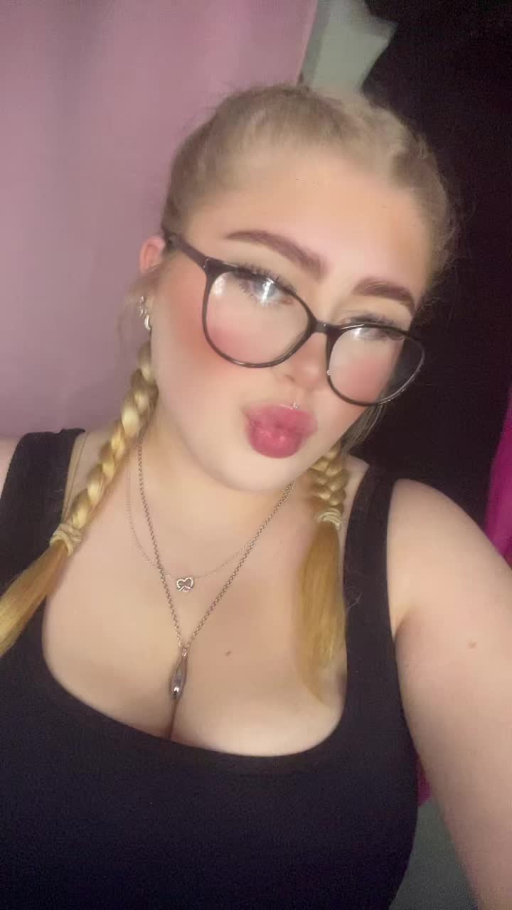 @_kaysha_louise_