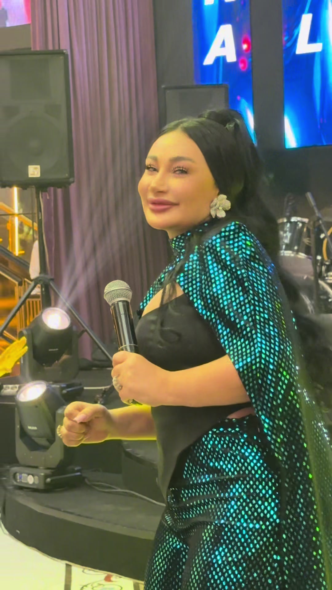 @Mehriban Qənbərova🎶