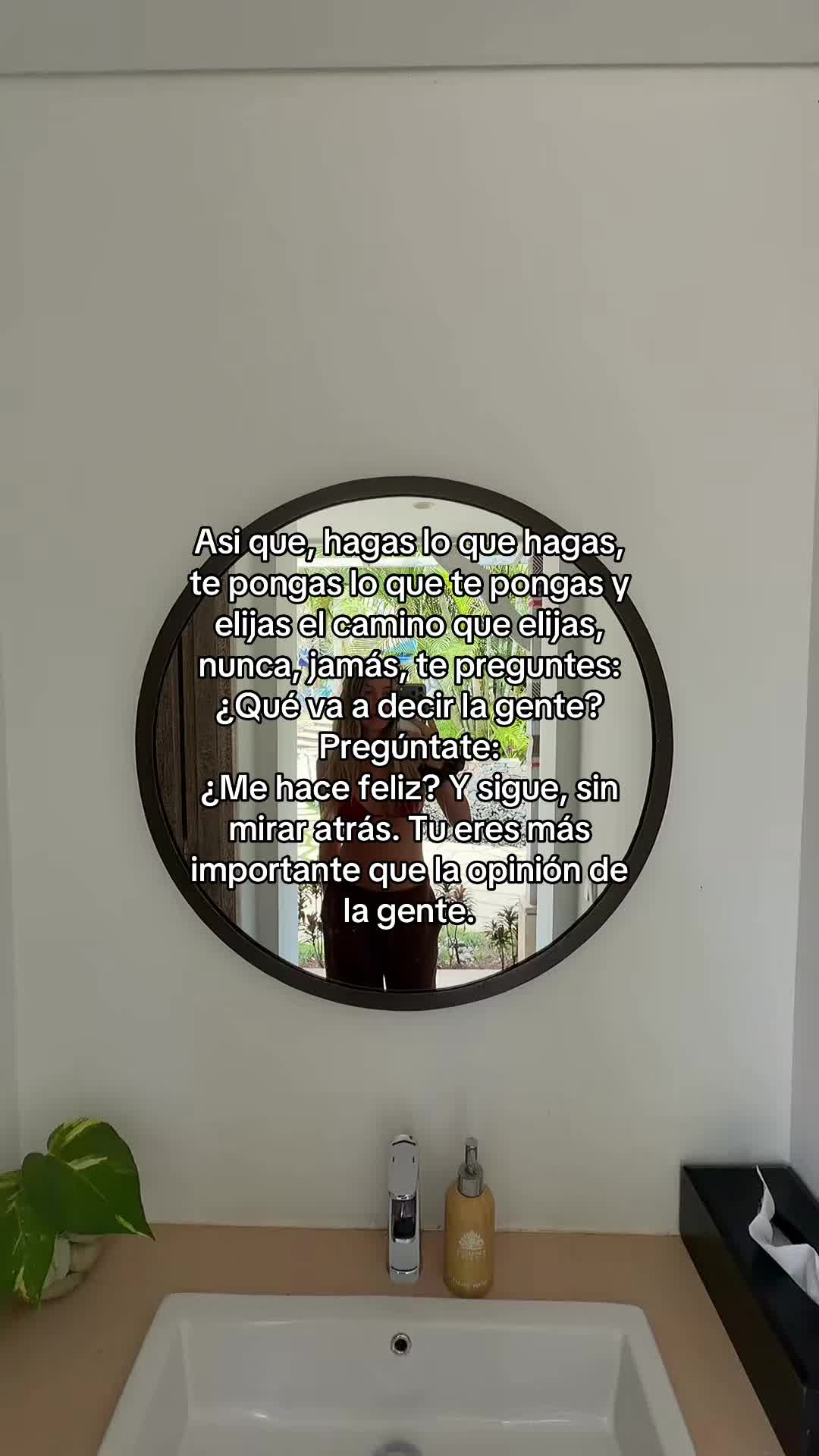 @Miriiii 🦋🌸
