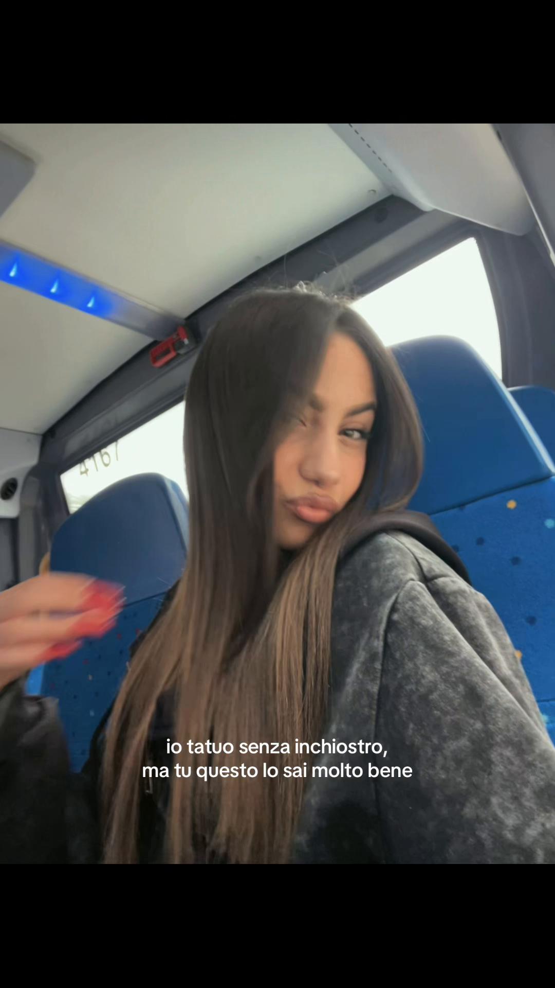 @🦋