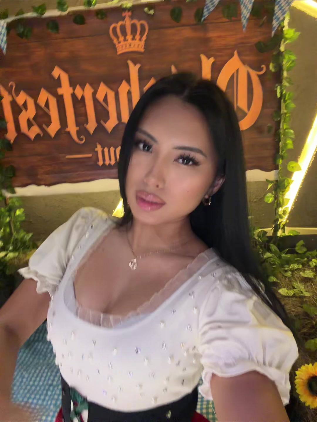 @Markiza018