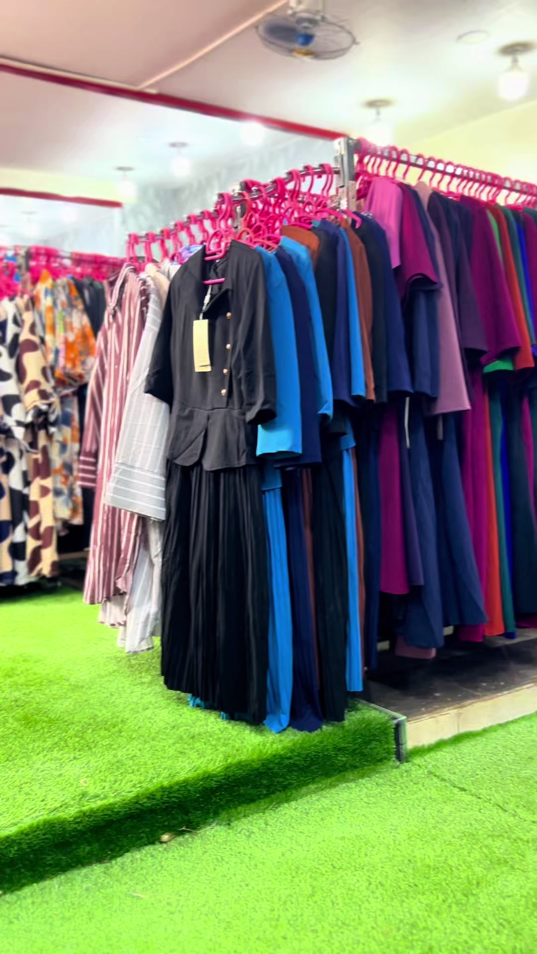 @ladybird boutique 0704-045511