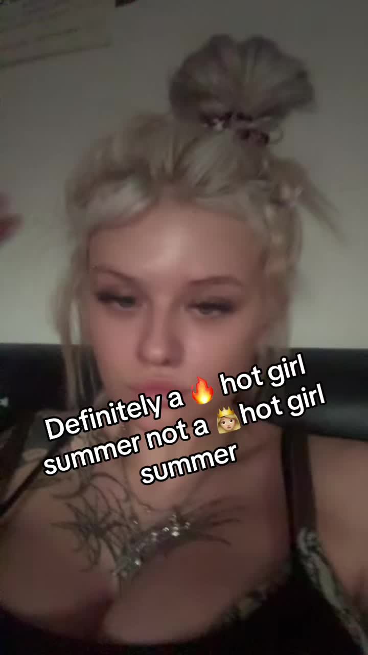 @Sophie Anna ⛓️