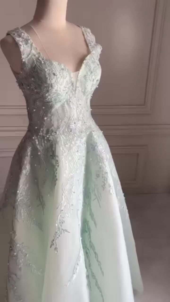 @فساتين للايجار والبيع الشرقية✨