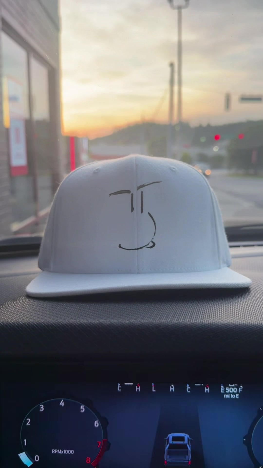 @smeelysmerch