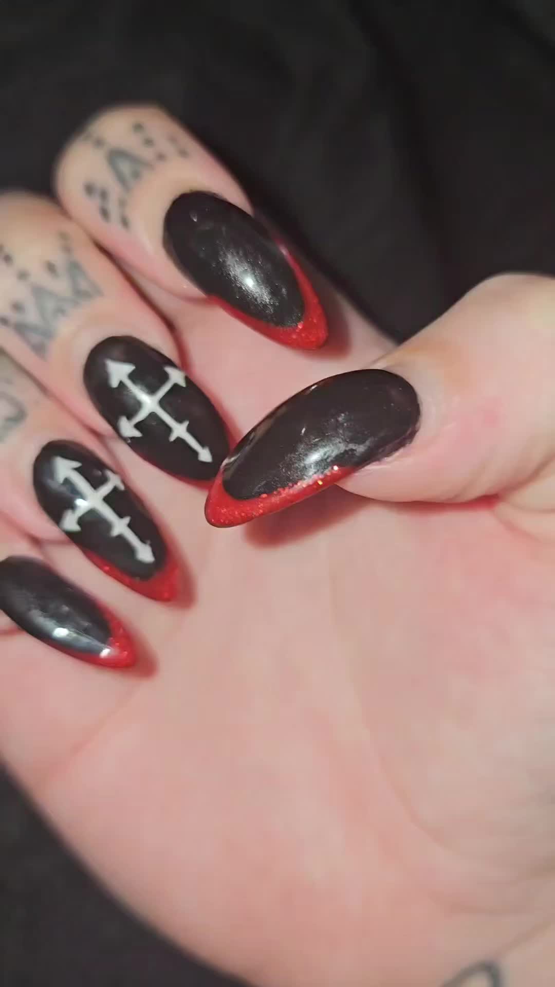 @🖤☬✞ Ⱡ₳ɄⱤ₳ ✞☬🖤