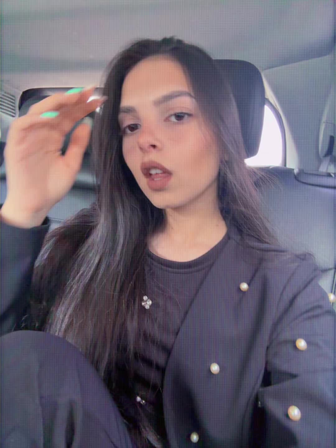 @Lora