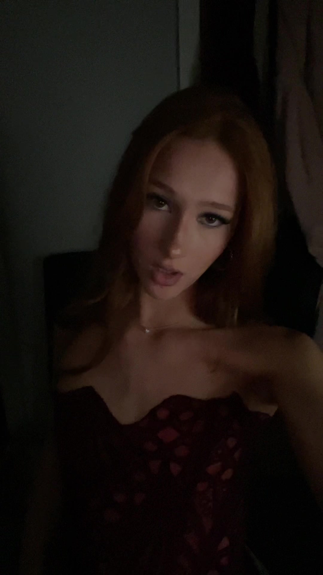 @𝐟𝐥𝐨🎱🍸