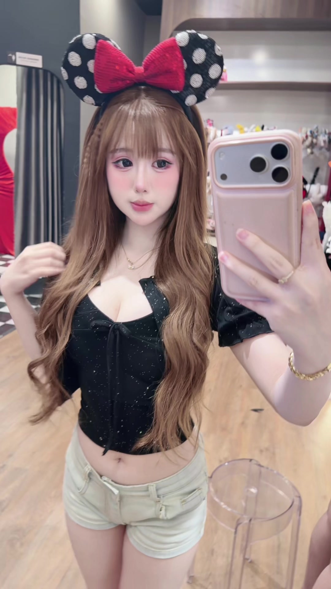 @Huỳnh Ngọc Tuyết Nhi ˚ ☁️ ₊