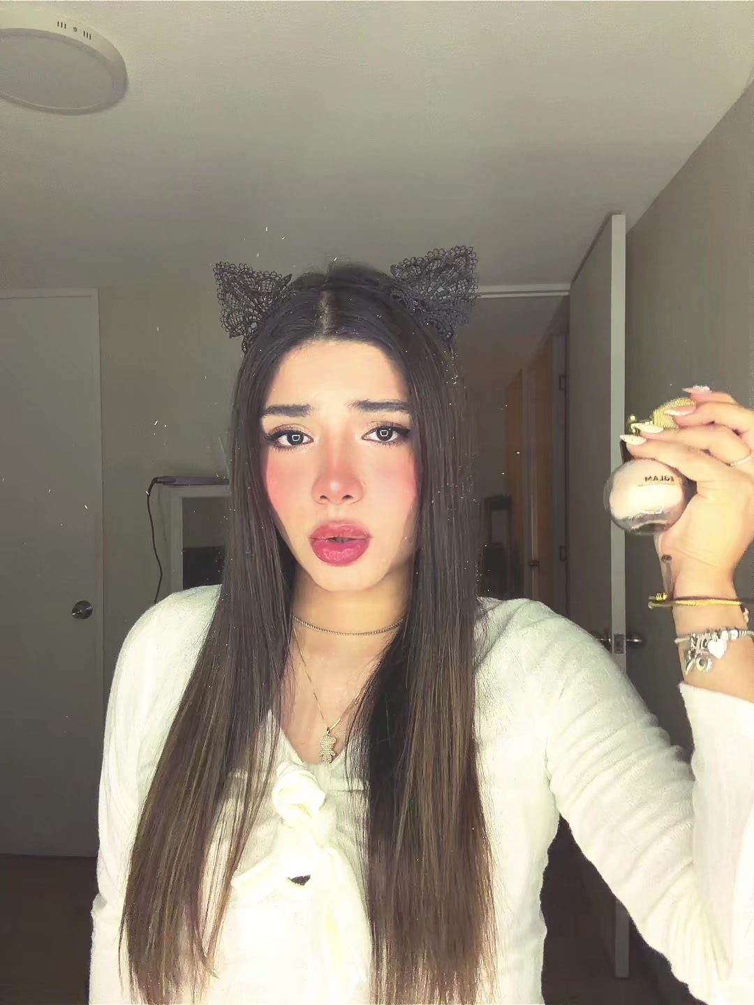 @Anny