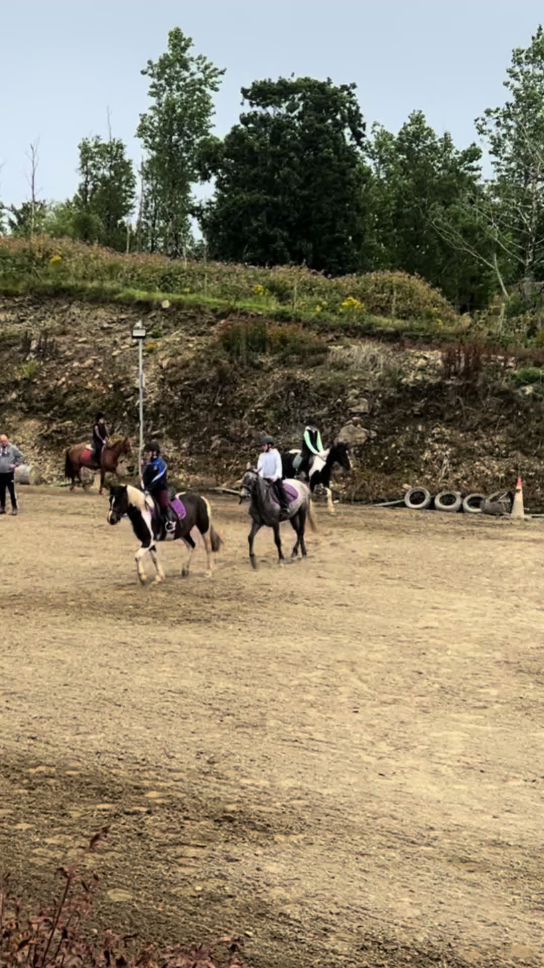 @𝘊𝘭𝘰𝘥𝘢𝘨𝘩🤍