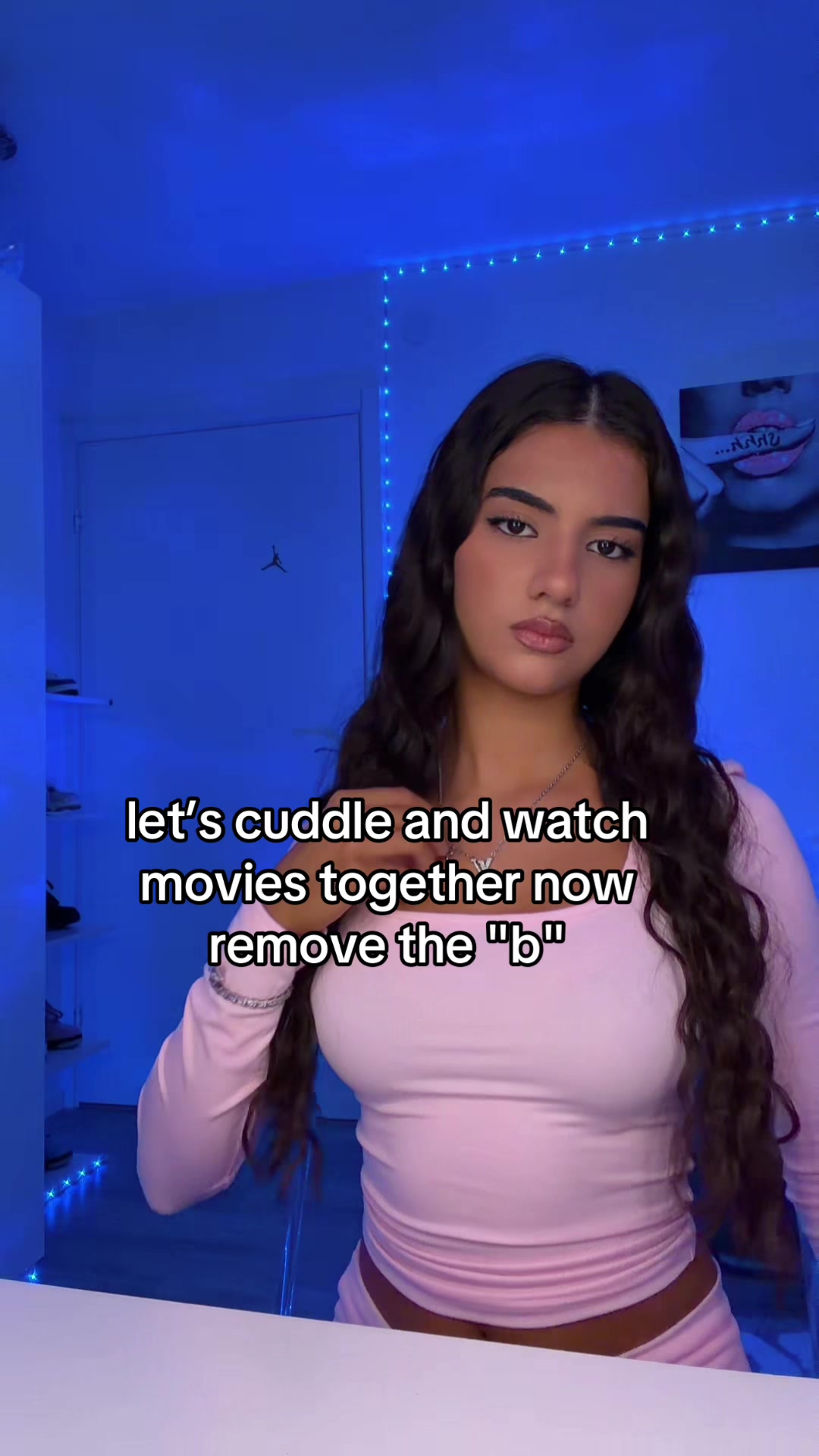 @👠