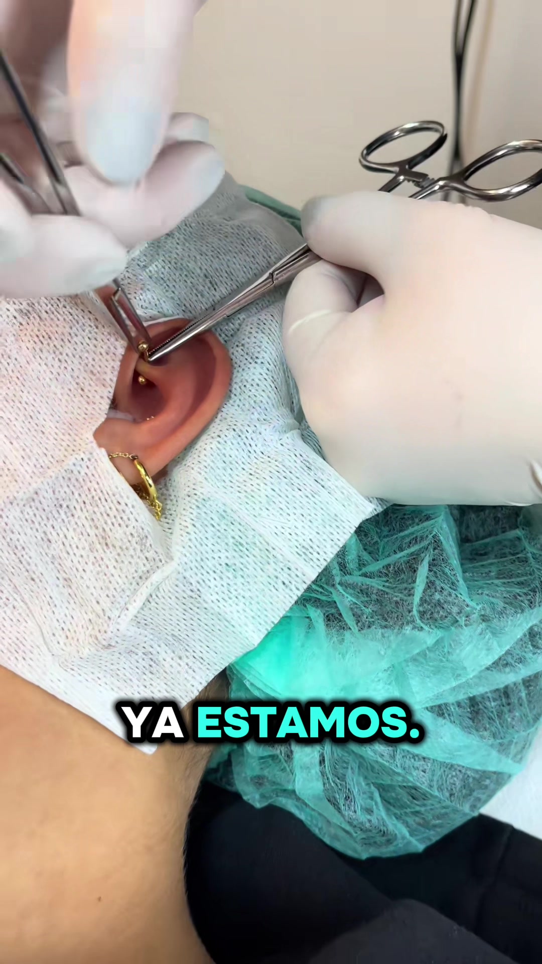 @Reina Reyes