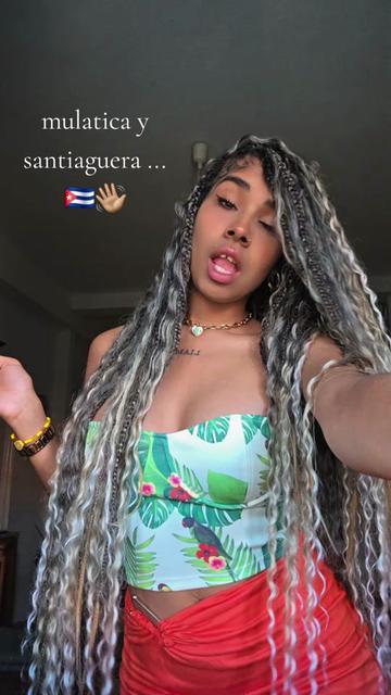 @lilibombom