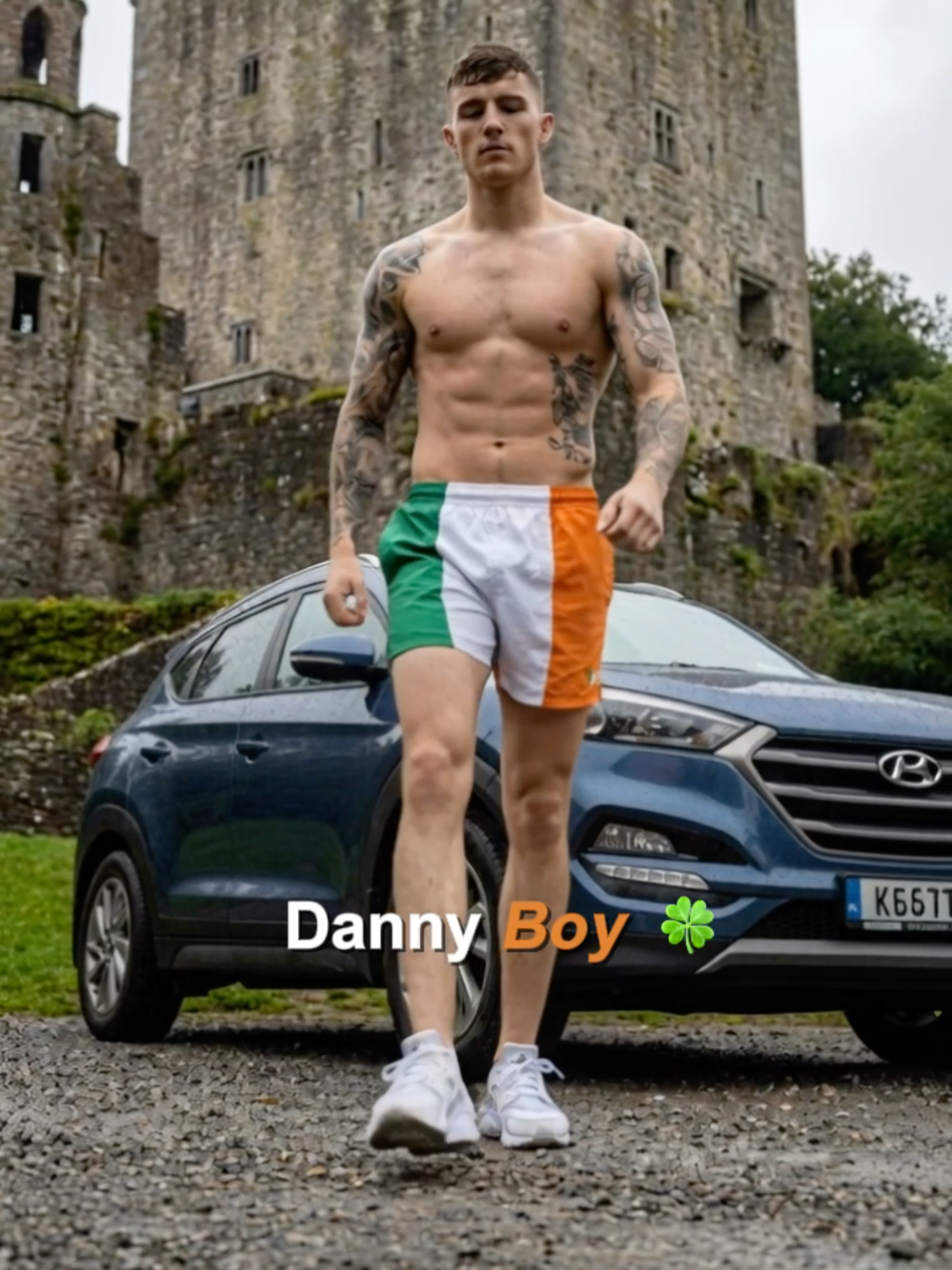 @ManCandyDaily