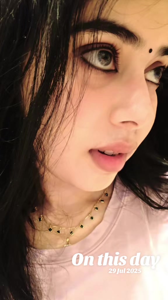@Mizhi(മിഴി)...🫴🦋❤️🧿🪬🧿