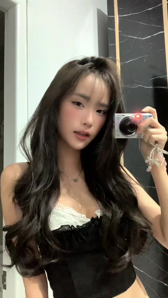 @yujeen.indyy