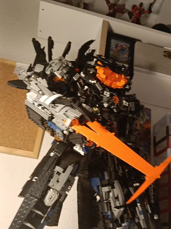 @Legom...r