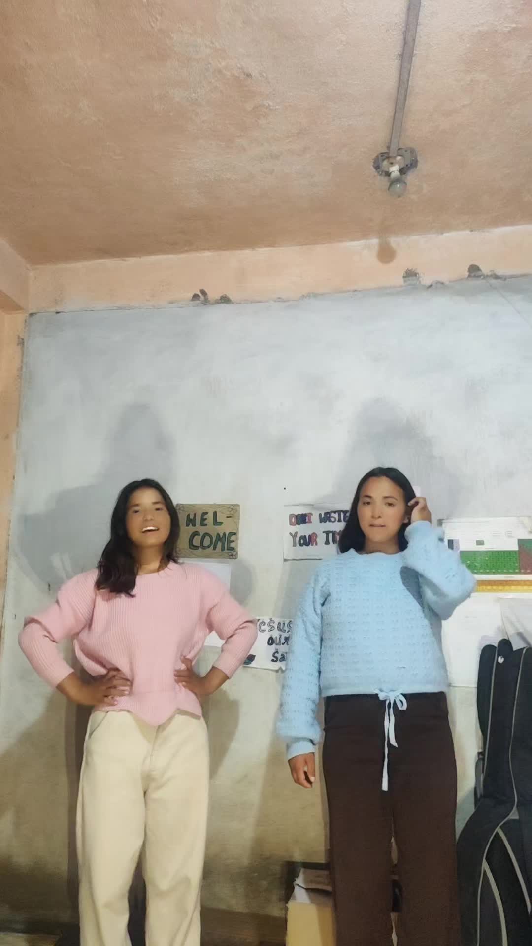 @ℚ𝕦𝕚𝕥𝕖 𝕘𝕚𝕣𝕝～(^з^)-♡