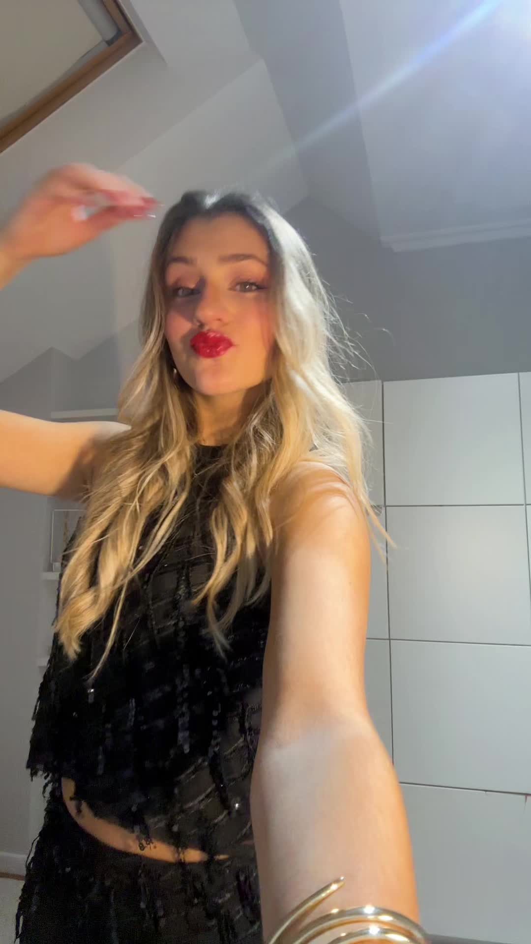 @julia