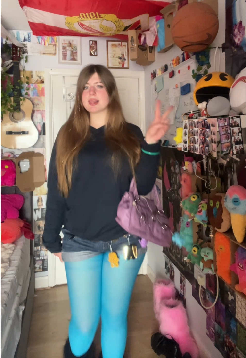 @EMILIA🦄