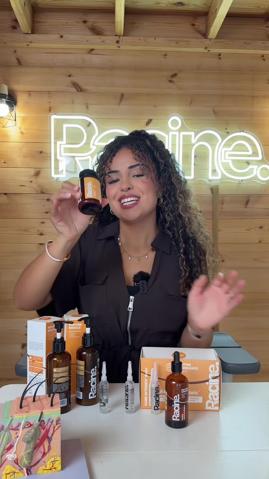@Kamelia