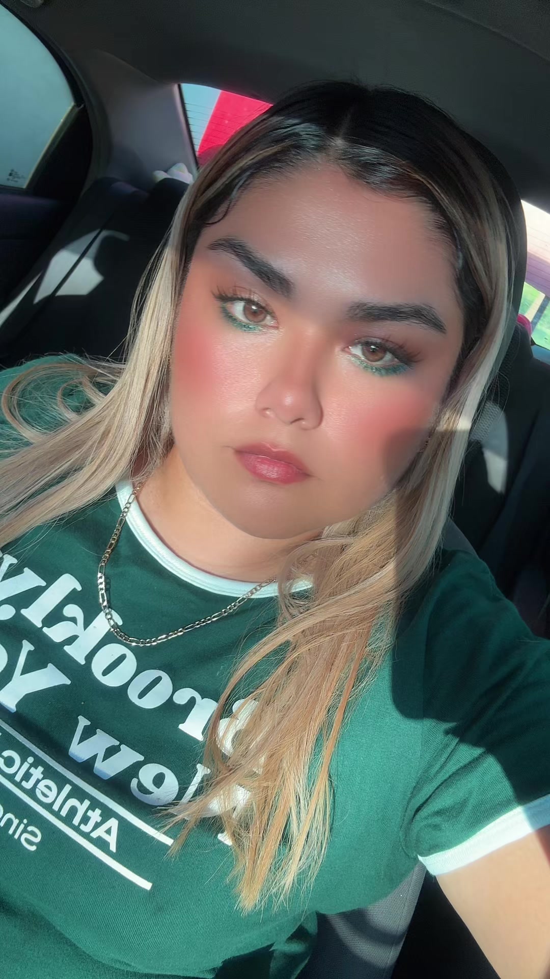 @Ariiyz