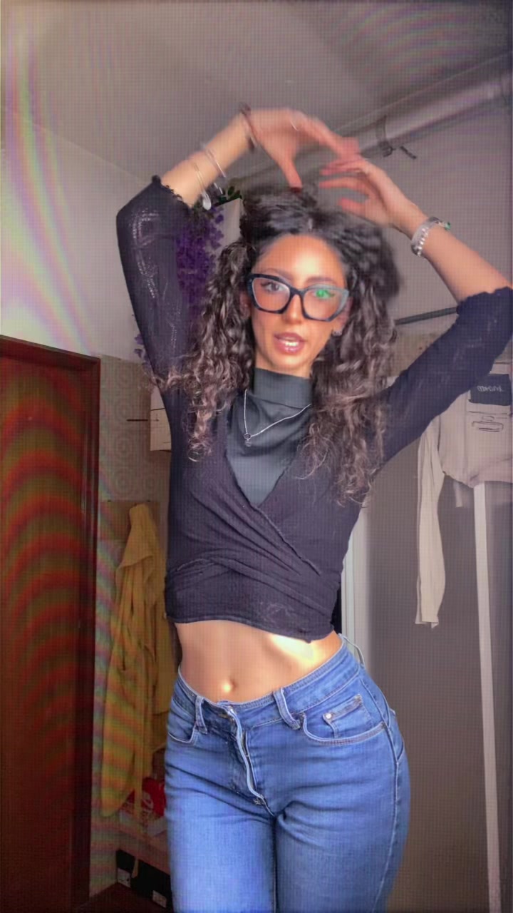 @Melania