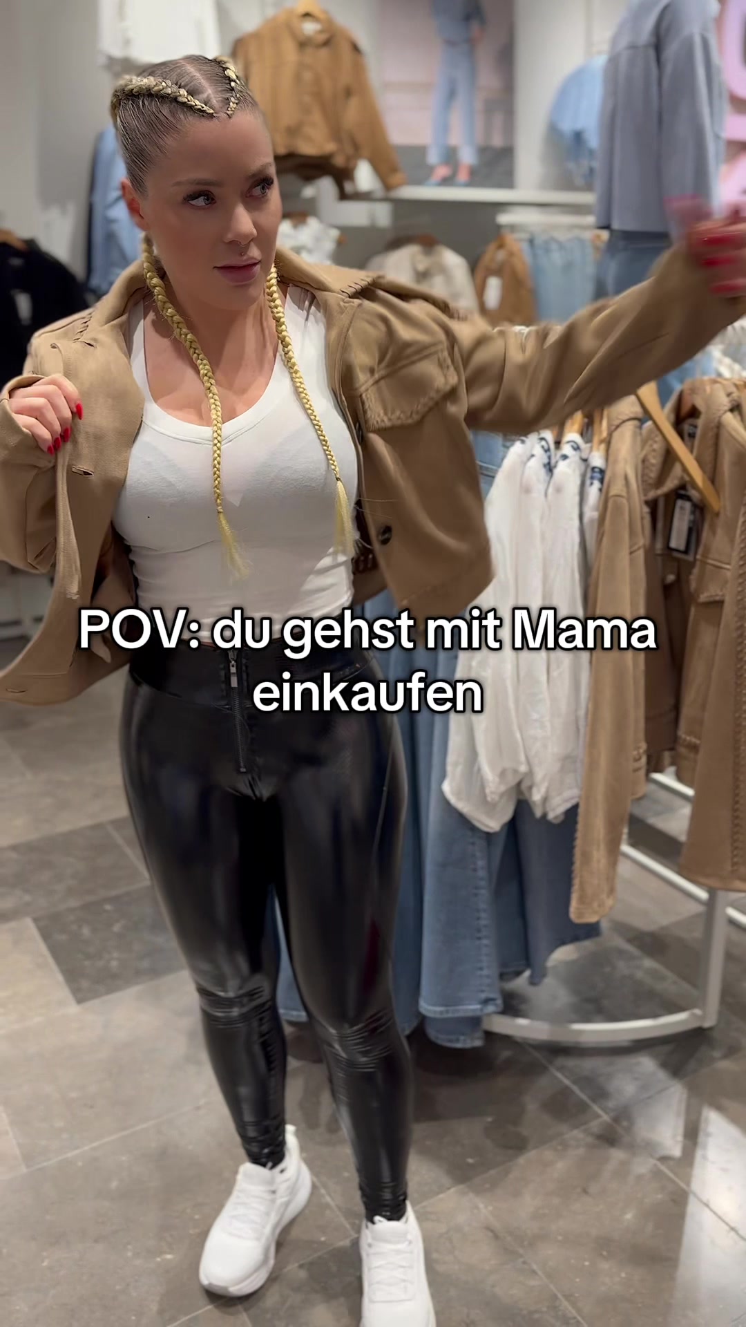 @denadenise_