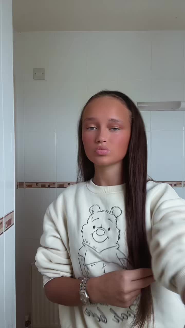 @𝐇𝐄𝐋𝐄𝐍𝐌𝐀𝐑𝐈𝐄ꨄ
