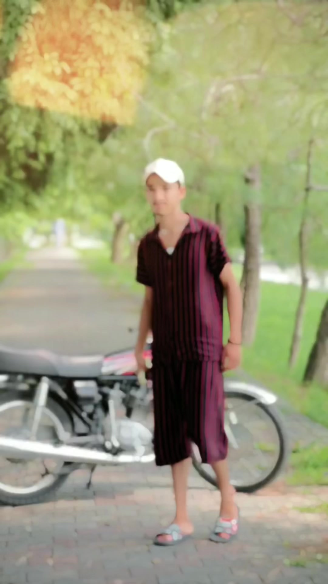 @احسـن🪐
