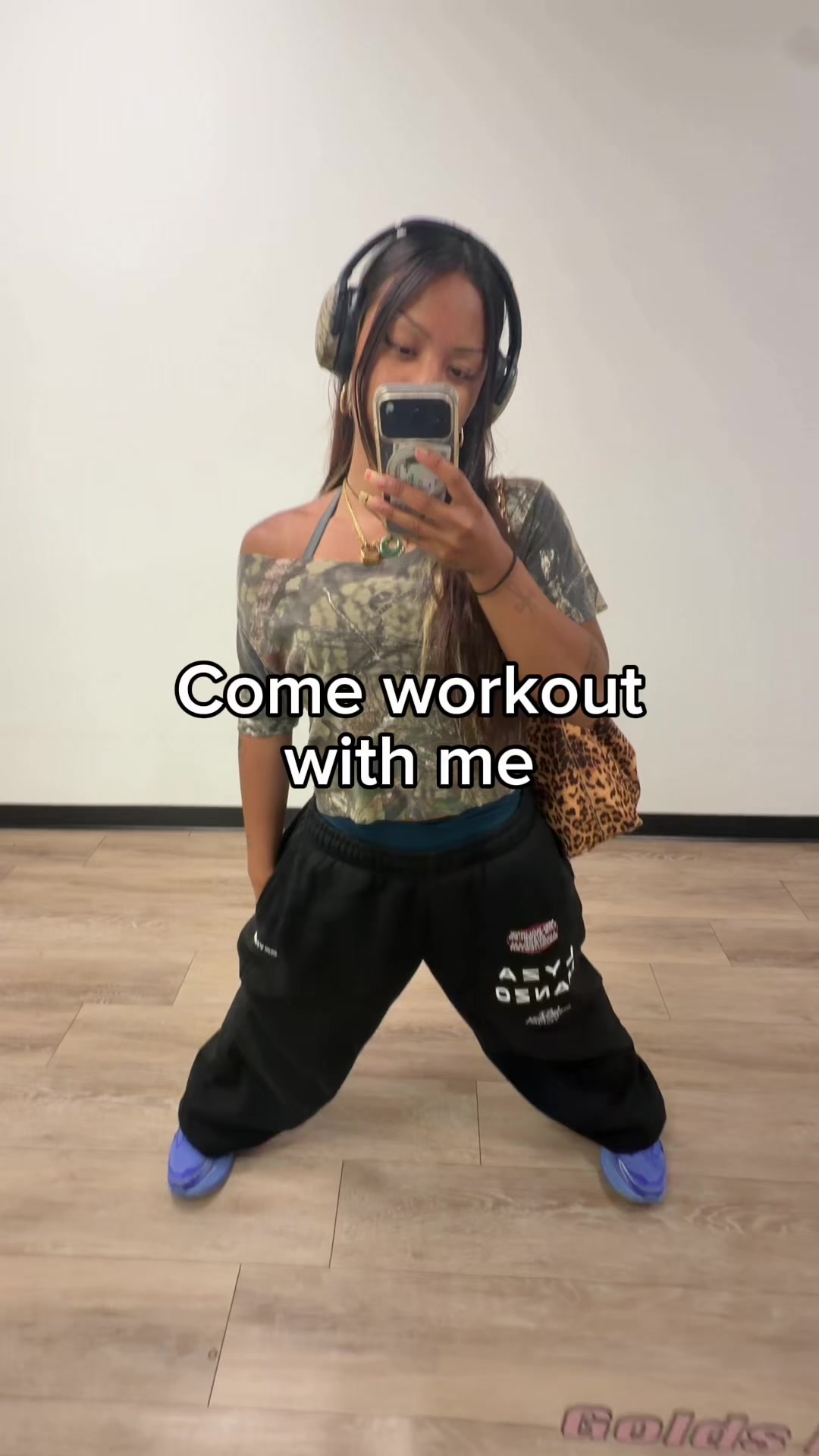 @LYZA LIFTS