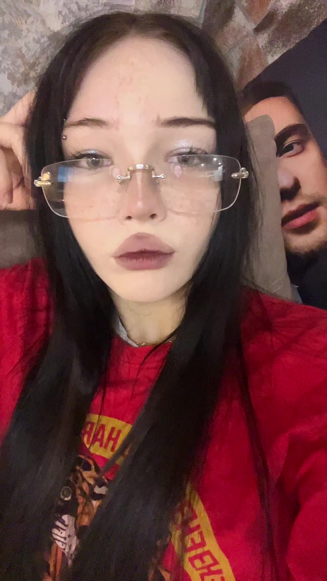 @luvyouraura